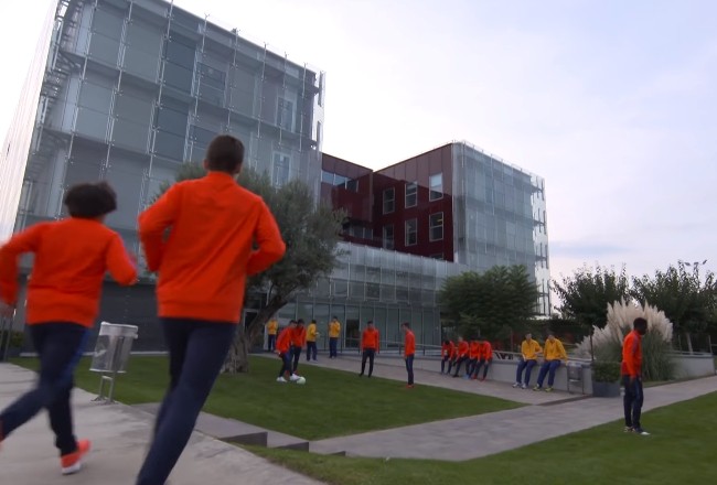 经济不佳！每体：拉玛西亚拯救巴萨于水火，后者只能接受曼联弃将