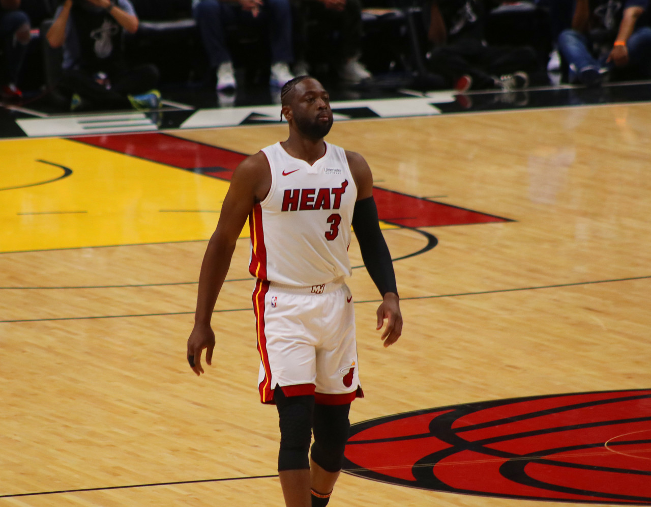 韦德：每个人退役后都觉得自己比实际上更厉害了 包括我自己