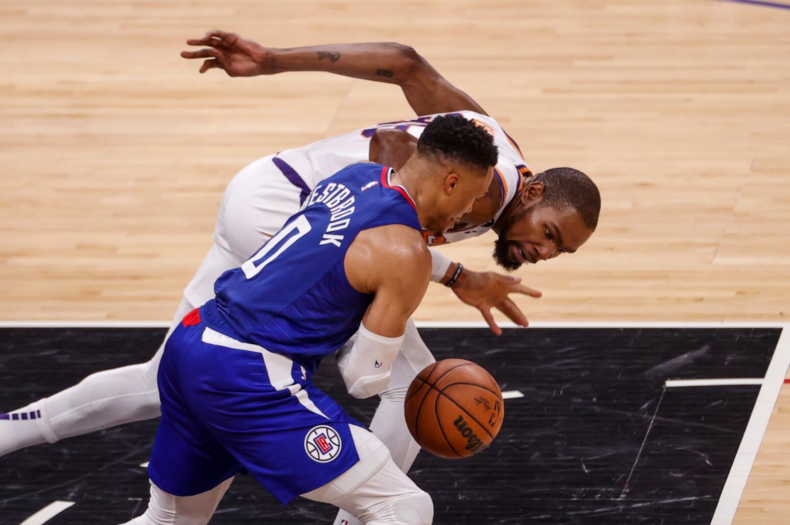 体育画报：不建议火箭迎回威少 KD或不愿意&影响阿门和小谢的成长