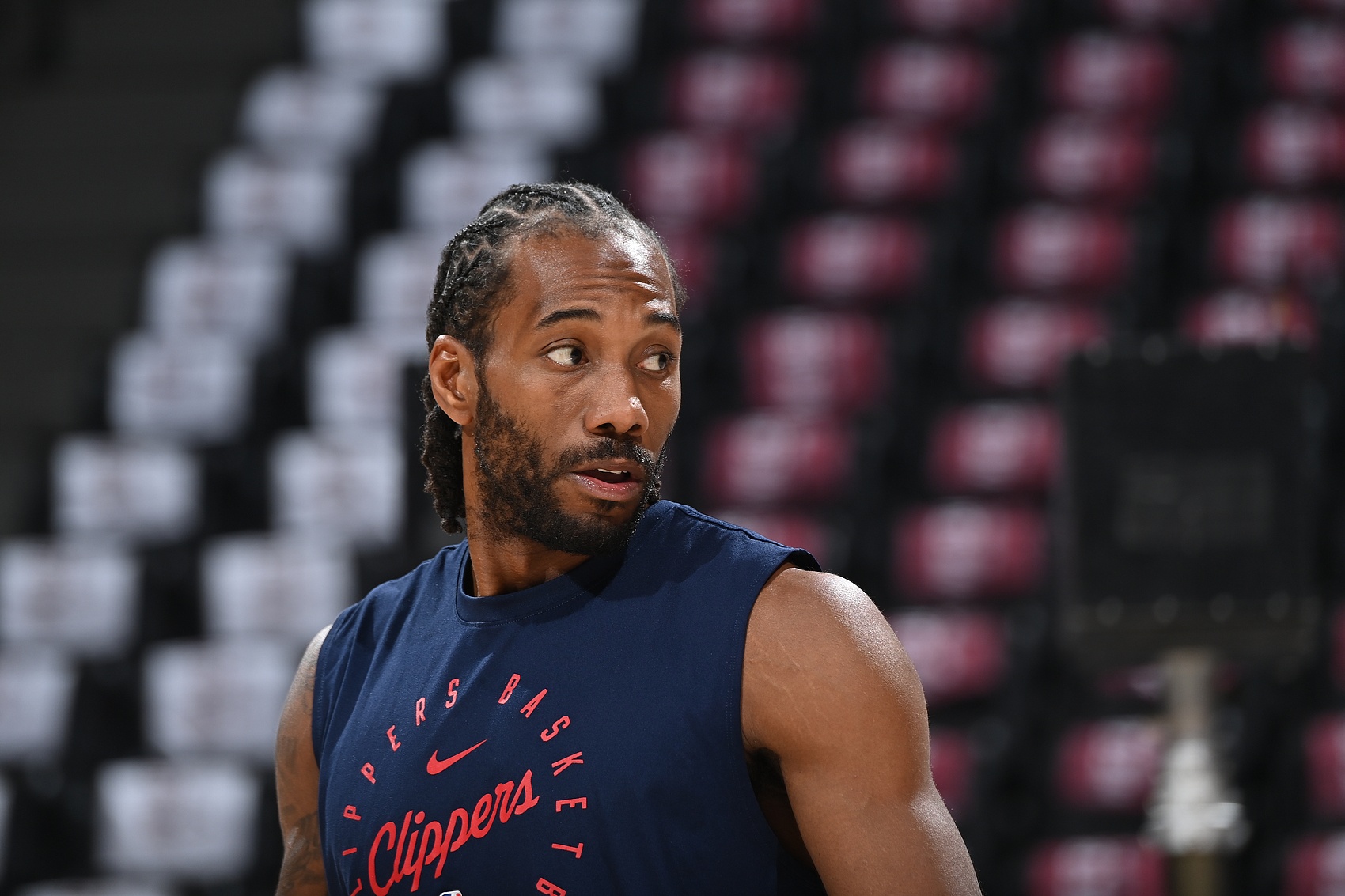 爆料记者：涉事公司原计划靠运营利润给小卡付钱 但最终爆雷破产